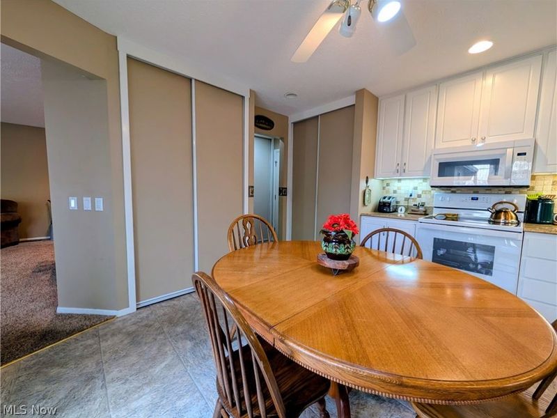10772 Meadow Trail, Strongsville, OH 44149 Photo 8