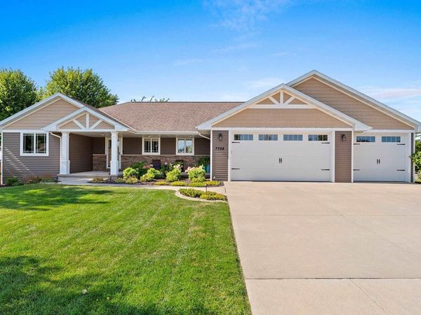 3708 HOOSIER WAY, New Franken, WI 54229