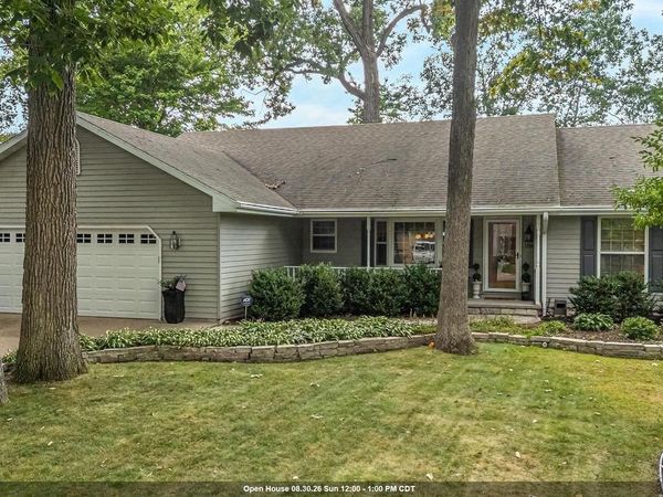 1794 GARNET COURT, Menasha, WI 54952