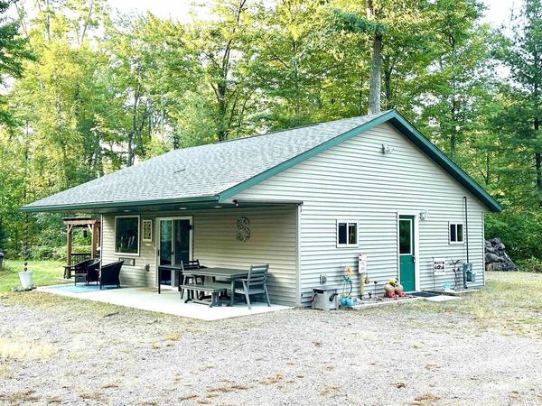 N11301 WOODLAND LANE, Elcho, WI 54428