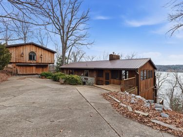 290 Deer Run Road, Eddyville, KY 42038