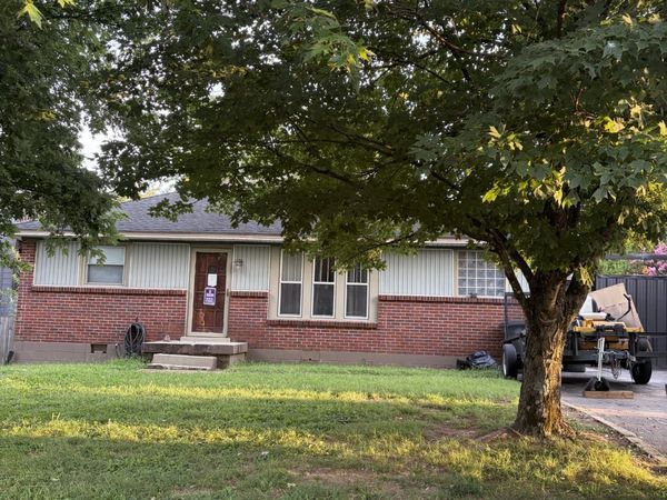 1910 Truett Ave , Nashville, TN 37206