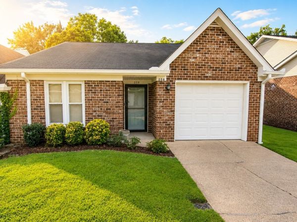 208 Myhr Grn , Nashville, TN 37221