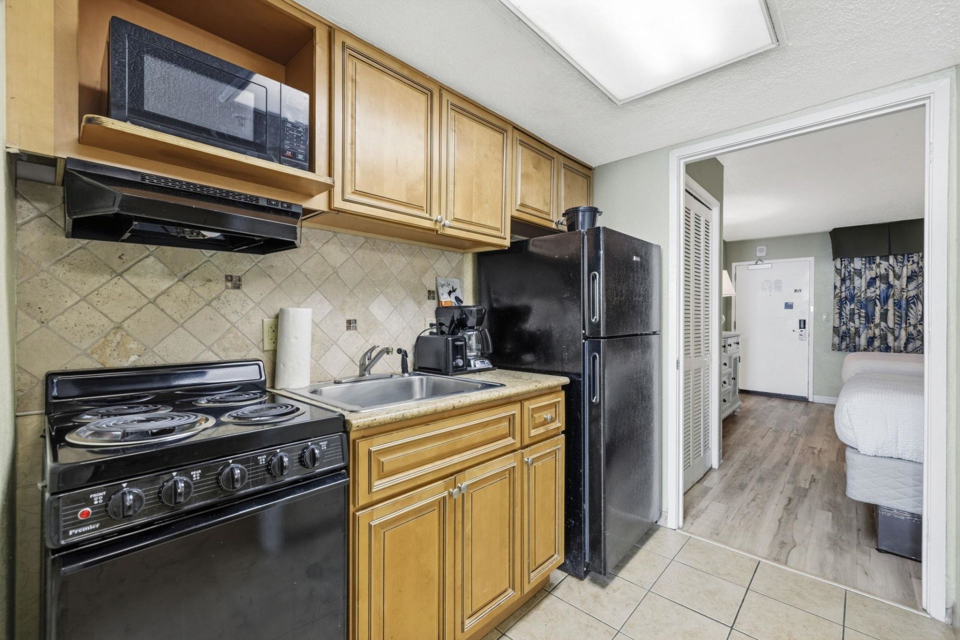 2401 S Ocean Blvd. Photo 19