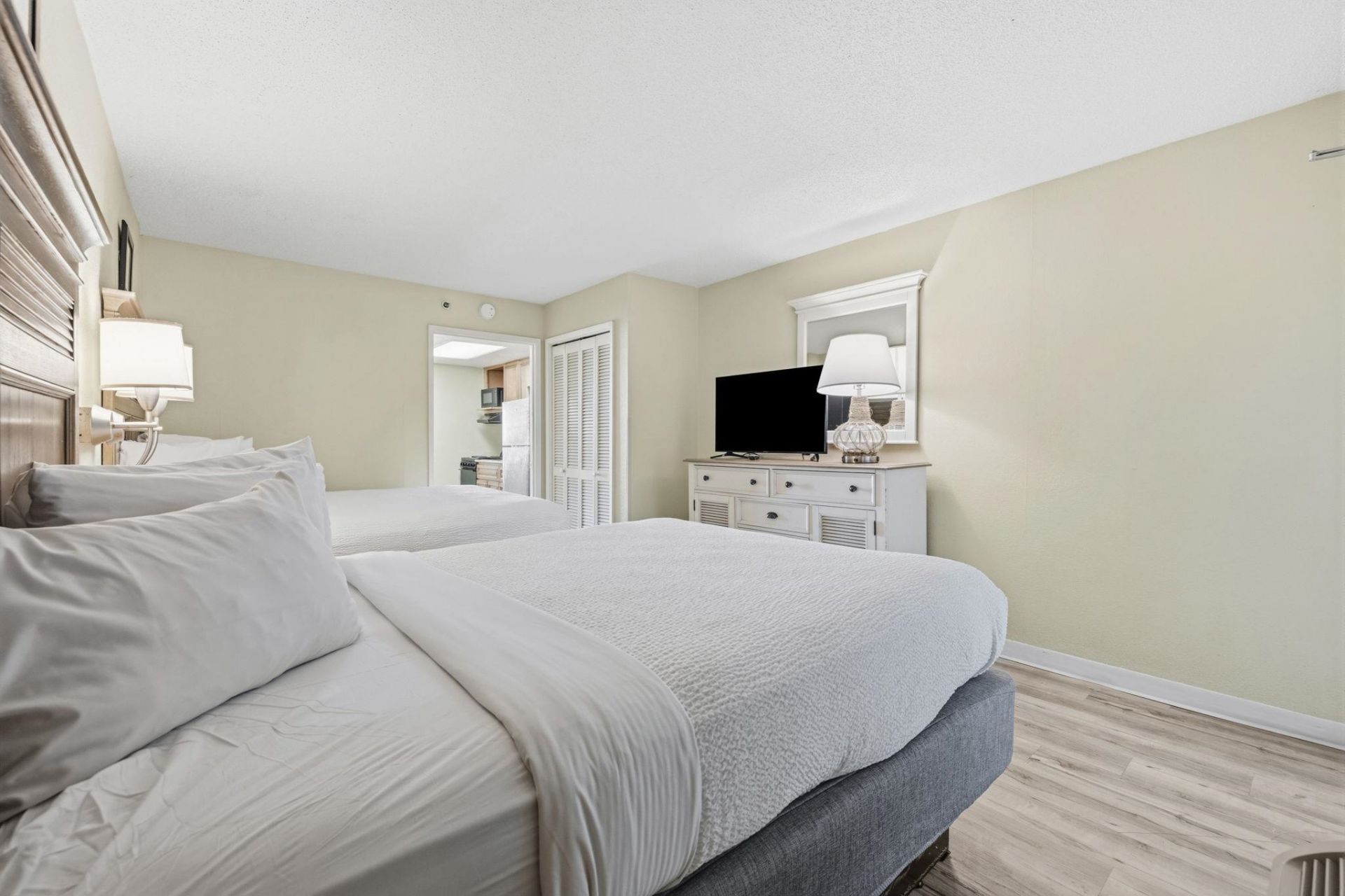 2401 S Ocean Blvd. Photo 22