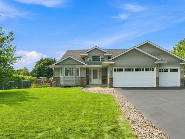 798 104th Court NE, Blaine, MN 55434