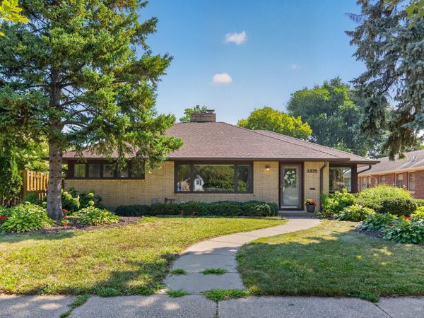 1935 Stinson Boulevard , Minneapolis, MN 55418