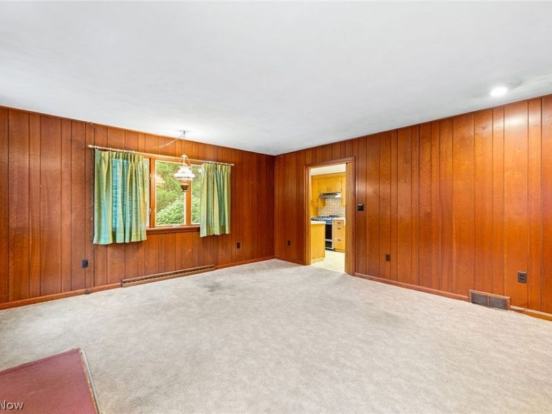 177 N Scranton Street, Ravenna, OH 44266 Photo 12
