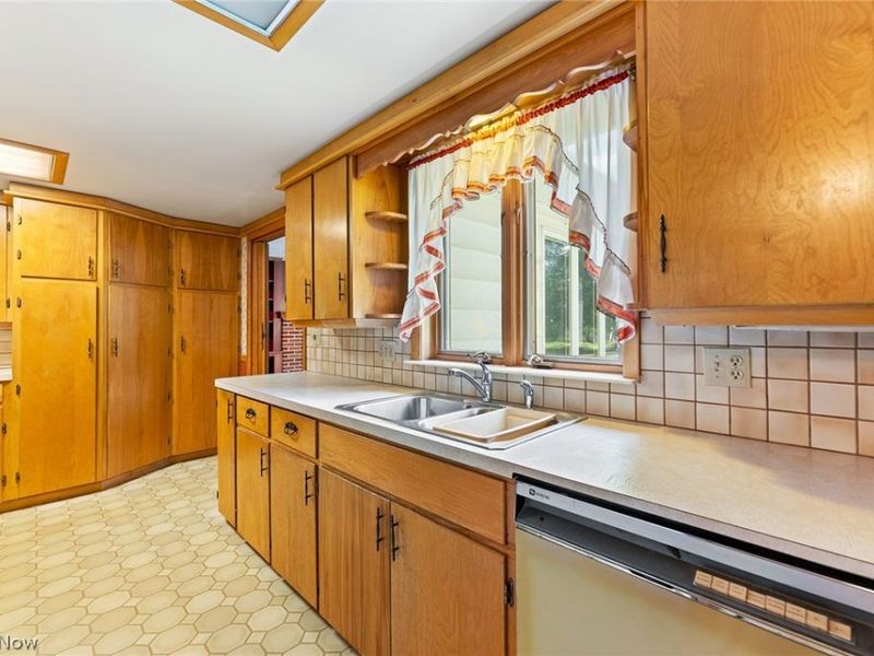 177 N Scranton Street, Ravenna, OH 44266 Photo 9