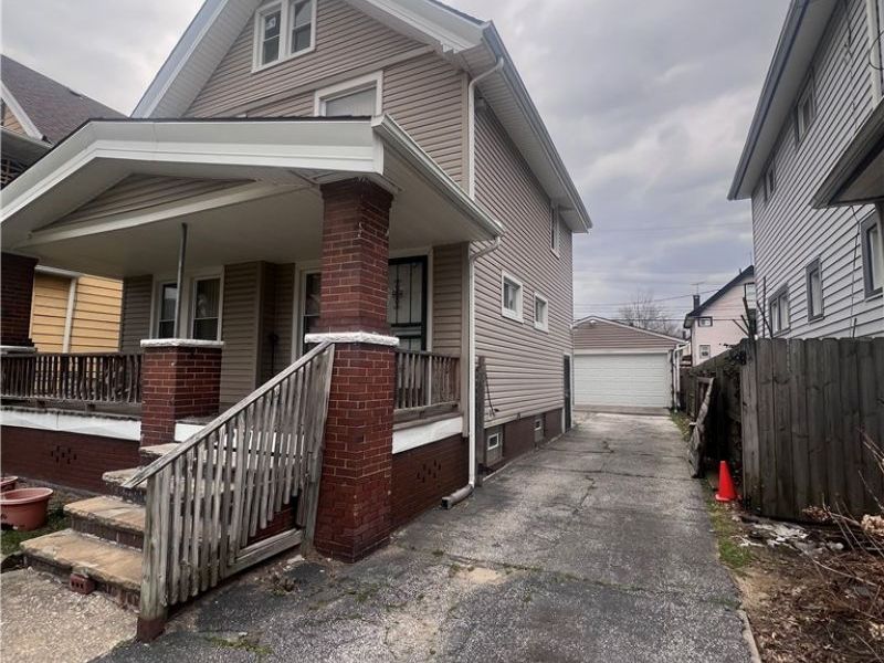 1261 E 134th Street, East Cleveland, OH 44112 Photo 2
