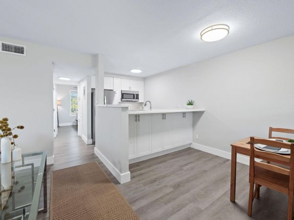 7801 Shoal Creek BLVD, Unit 203, Austin, TX 78757