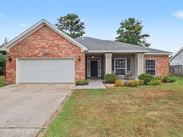 1564 Applewood Court, Biloxi, MS 39532