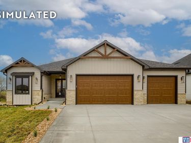 2600 S 102nd Street, Lincoln, NE 68520