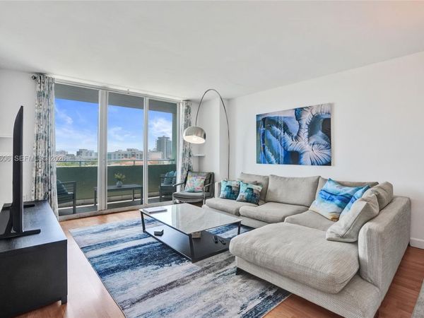 90 Alton Rd , Unit 807, Miami Beach, FL 33139