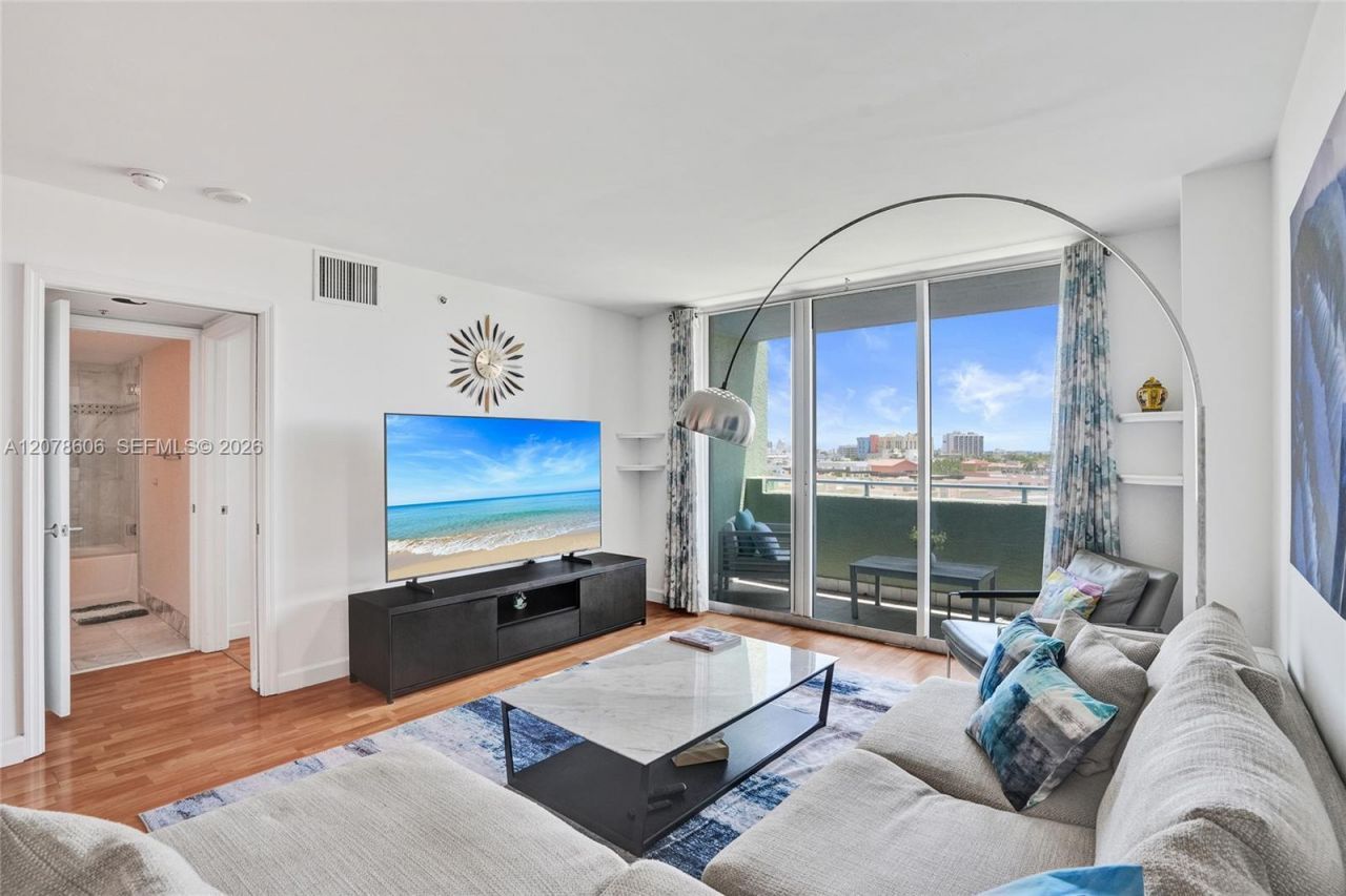90 Alton Rd , Unit 807, Miami Beach, FL 33139 Photo