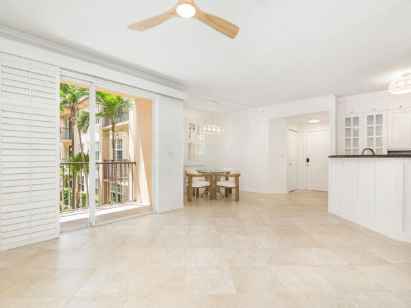 1805 N FLAGLER Drive, Unit 206, West Palm Beach, FL 33407
