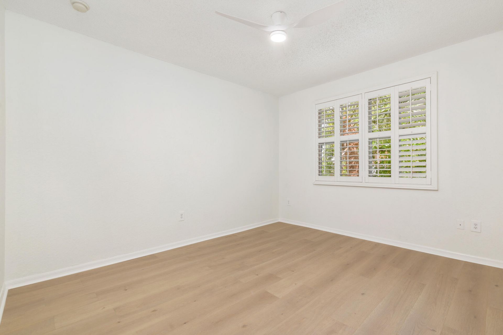 1805 N Flagler Drive, Unit 206, West Palm Beach, FL 33407 Photo