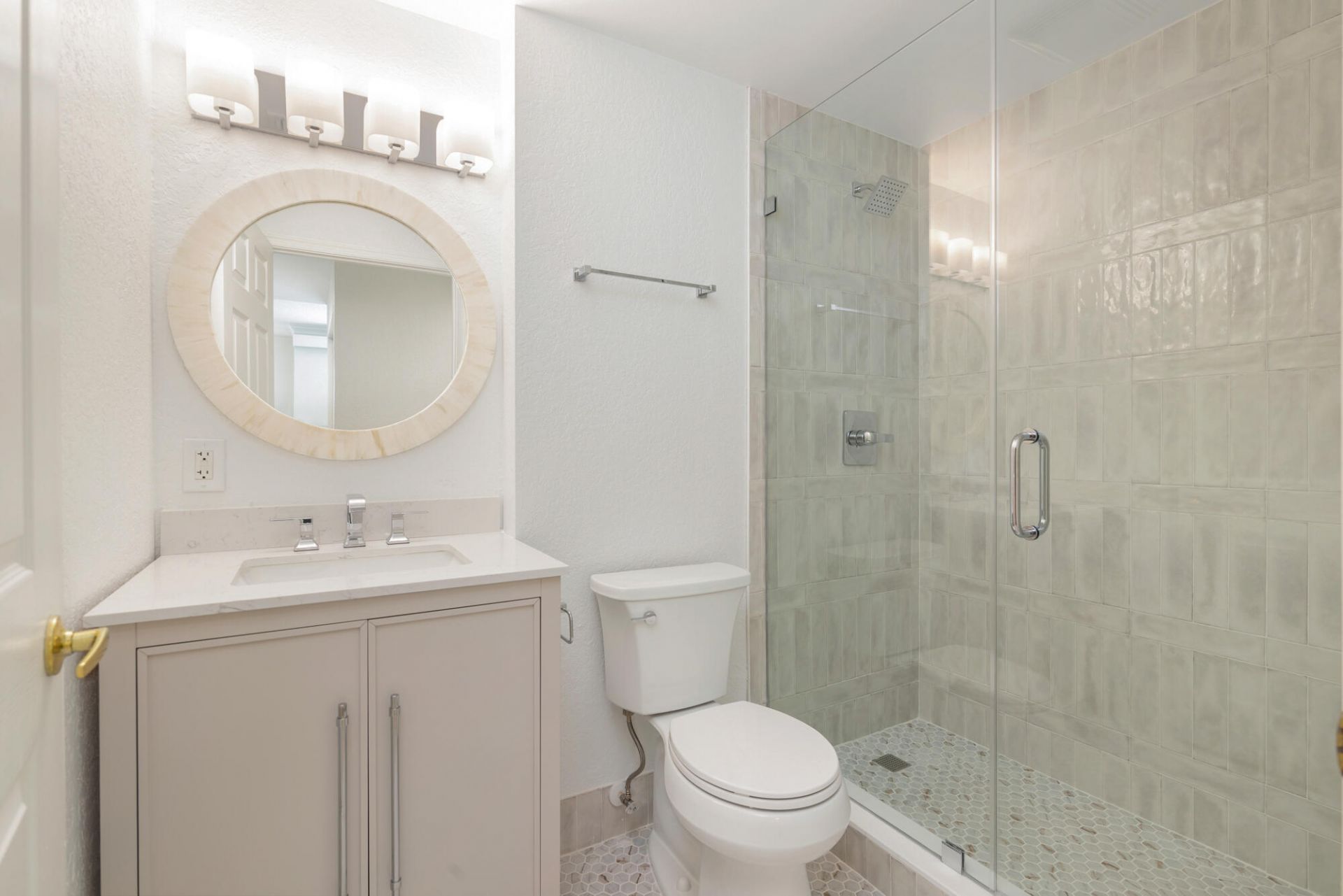 1805 N Flagler Drive, Unit 206, West Palm Beach, FL 33407 Photo