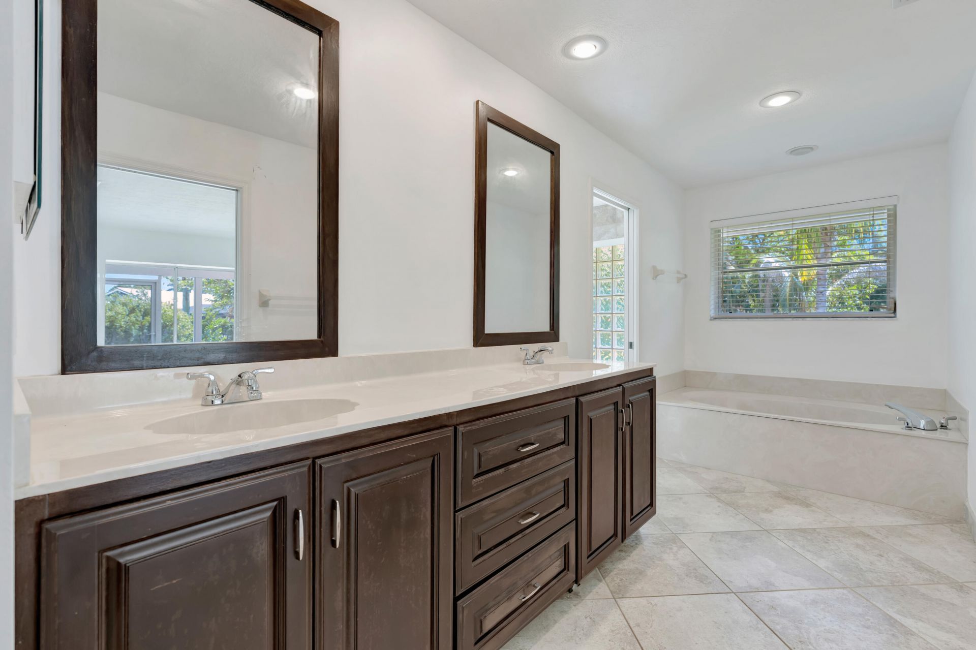 4185 SE Fairway Court, Stuart, FL 34997 Photo