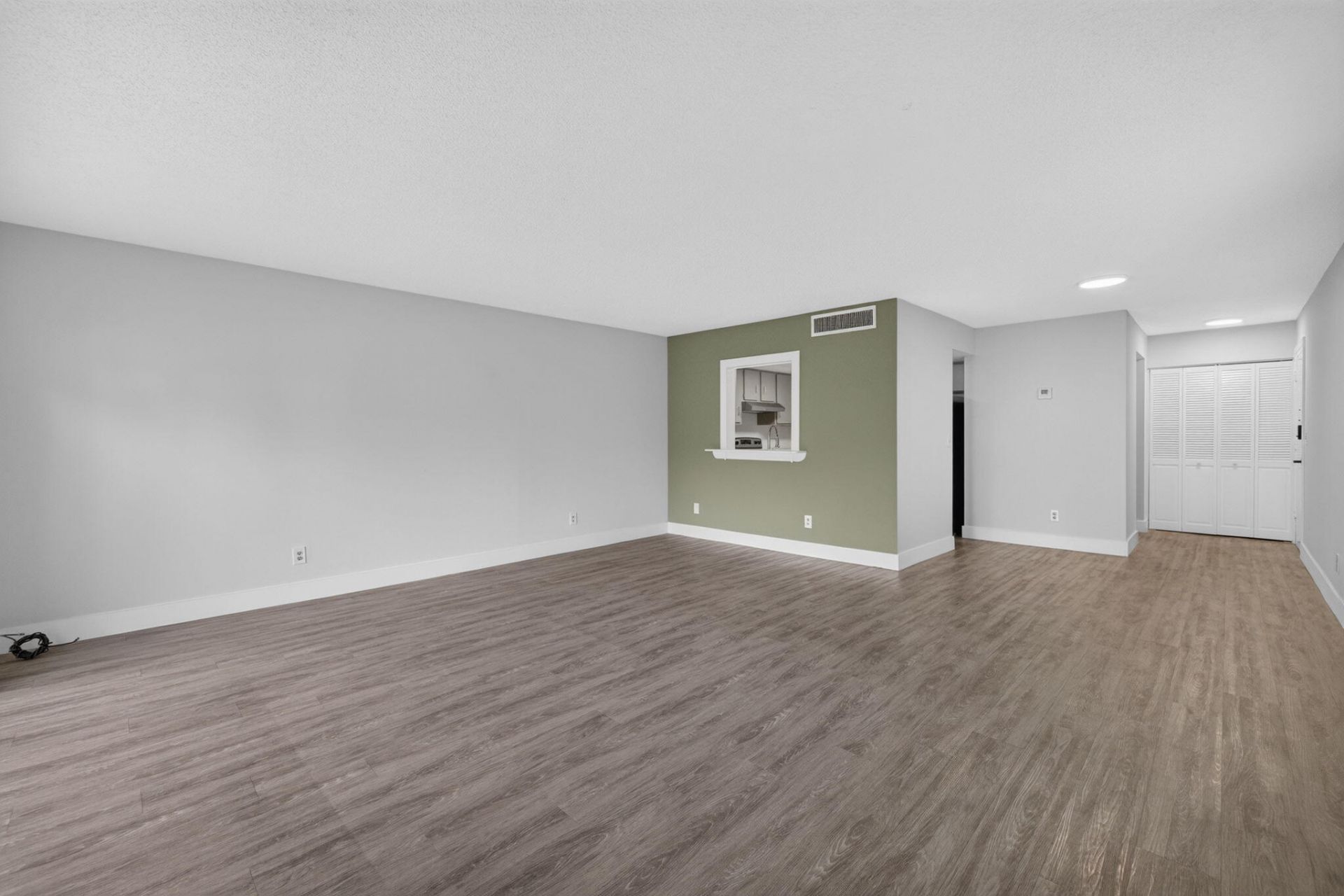 2517 S 17th Street, Unit 103, Fort Pierce, FL 34982 Photo