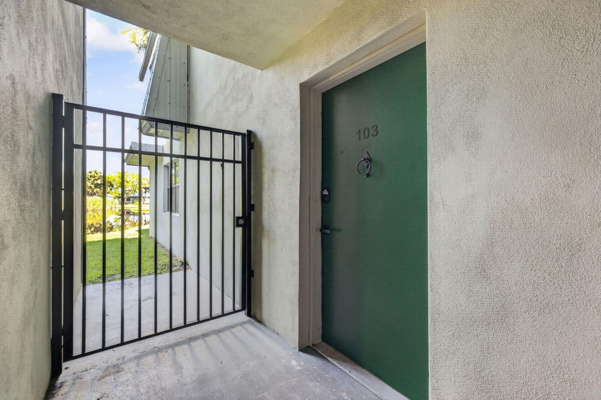 2517 S 17th Street, Unit 103, Fort Pierce, FL 34982 Photo