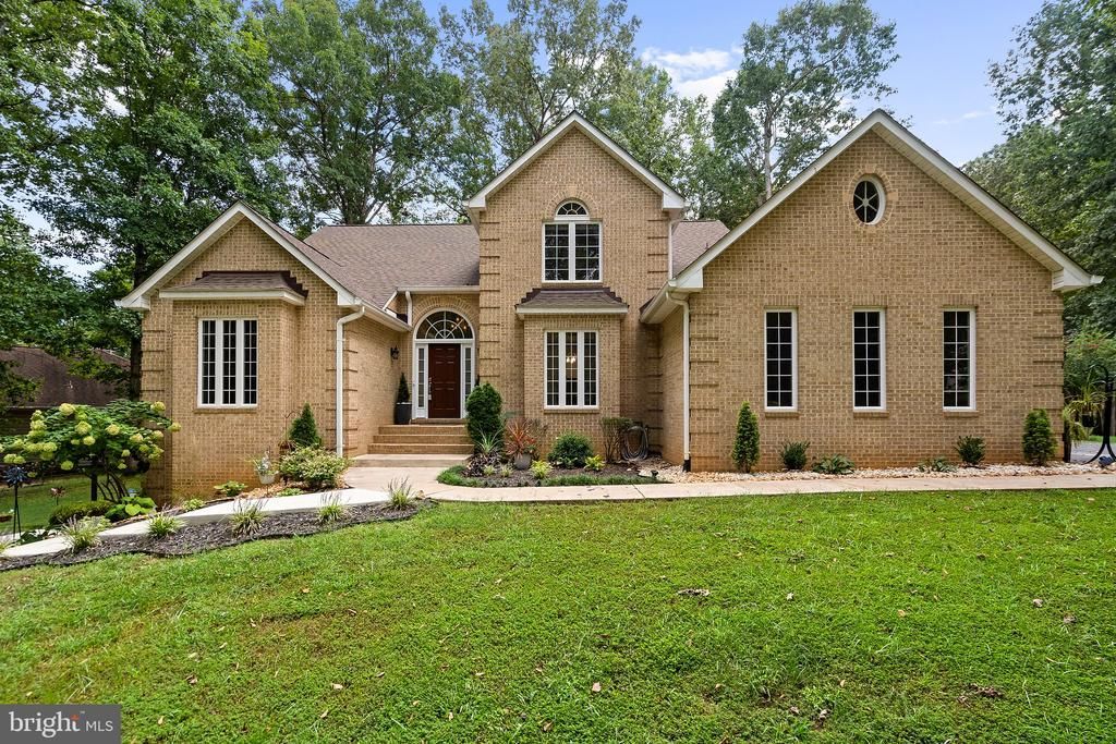 8008 Pembroke Circle, Spotsylvania, VA 22551 Main Photo