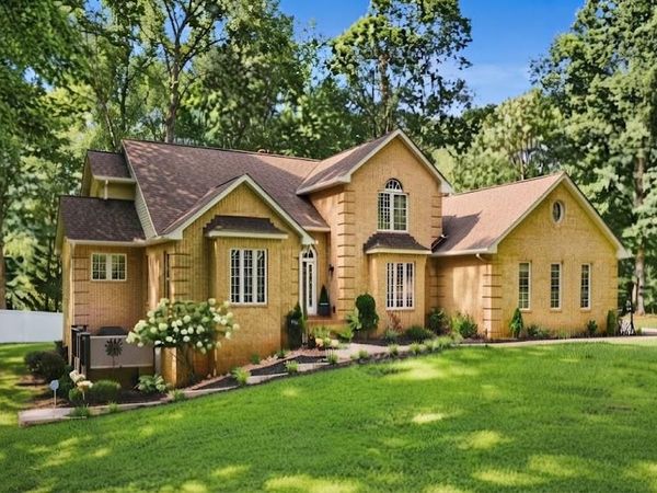 8008 PEMBROKE CIRCLE, SPOTSYLVANIA, VA 22551
