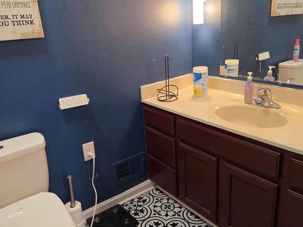 1113 E PATUXENT DRIVE , LA PLATA, MD 20646