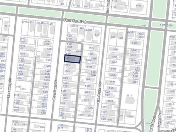5655 WOODLAWN Place , New Orleans, LA 70124