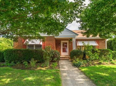 415 CARTER ST, STAUNTON, VA 24401