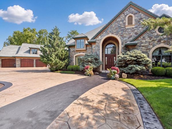 555 Maple Knoll Road, Coldwater, MI 49036