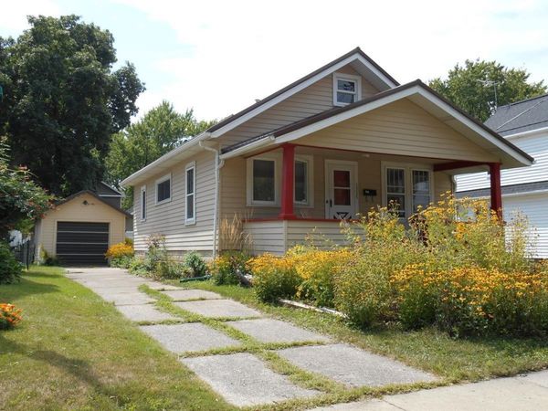 1335 W ROGERS AVENUE, Appleton, WI 54914