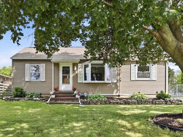 2412 CARLETON AVENUE, Appleton, WI 54915