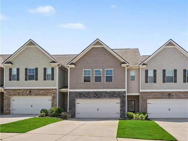 3652 Prospect Point Drive, Oakwood, GA 30566