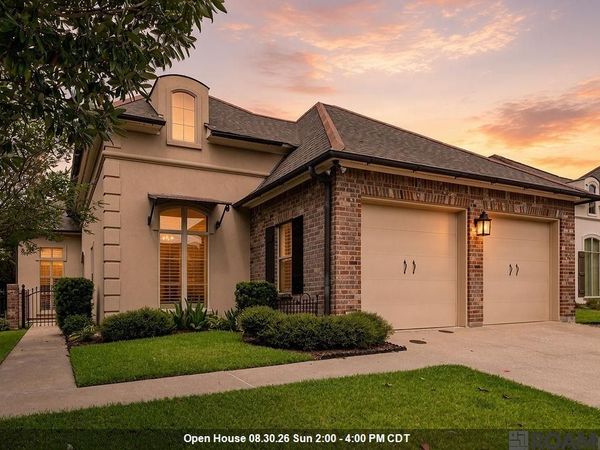 19456 Kellywood Ct, Baton Rouge, LA 70809
