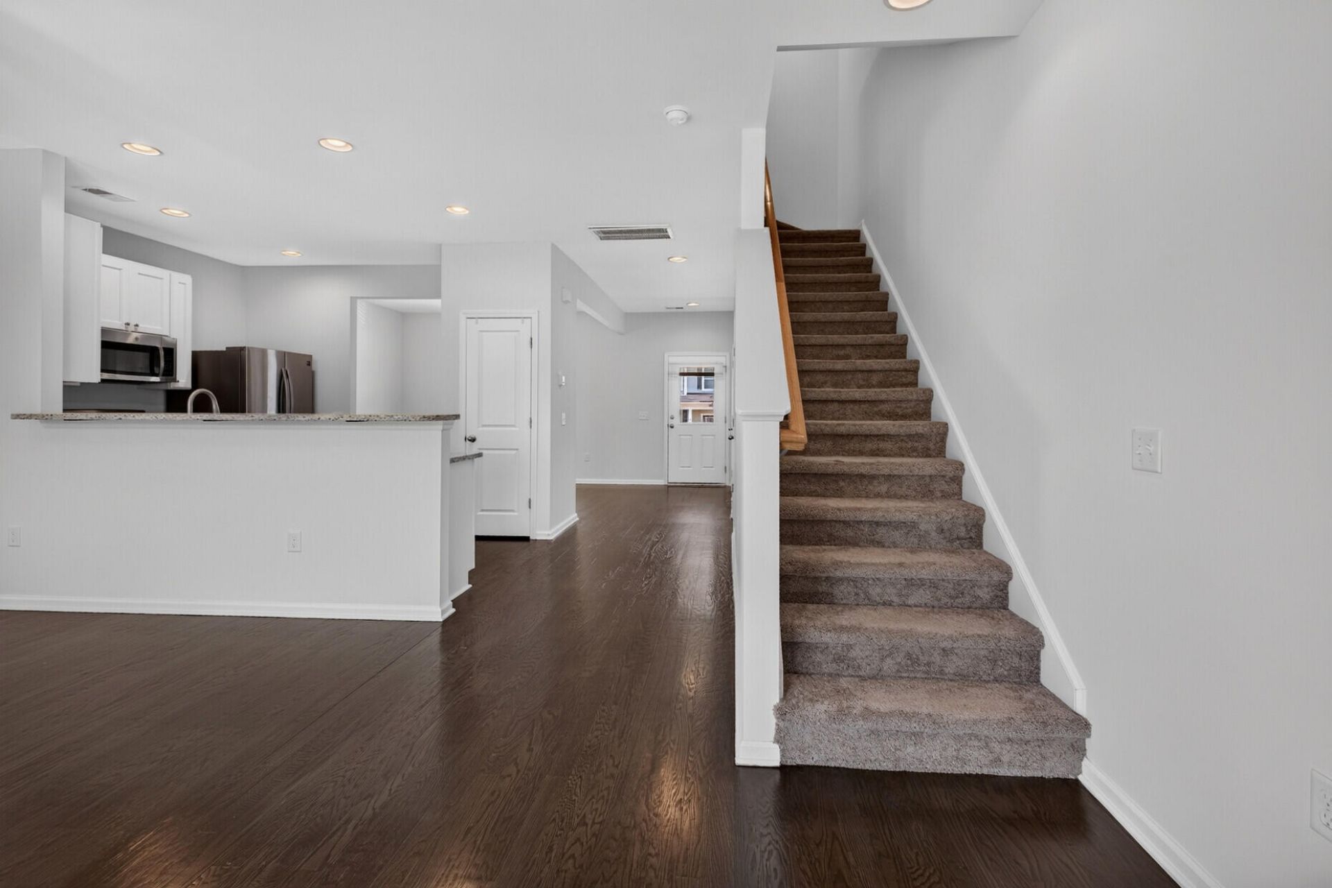 9054 Parlor Drive Photo 20