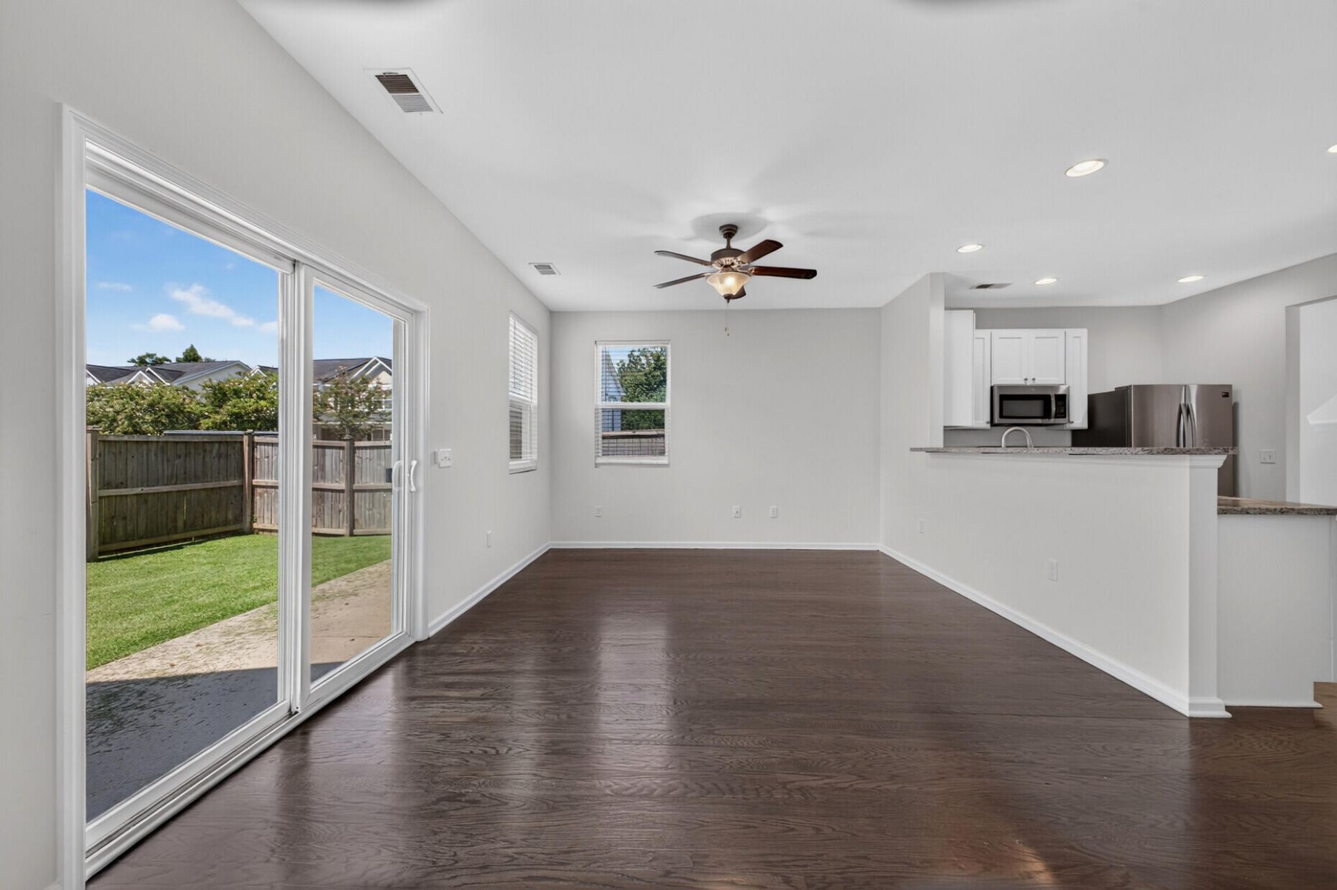 9054 Parlor Drive Photo 24