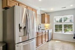 1137 Peninsula Cove Drive photo 4