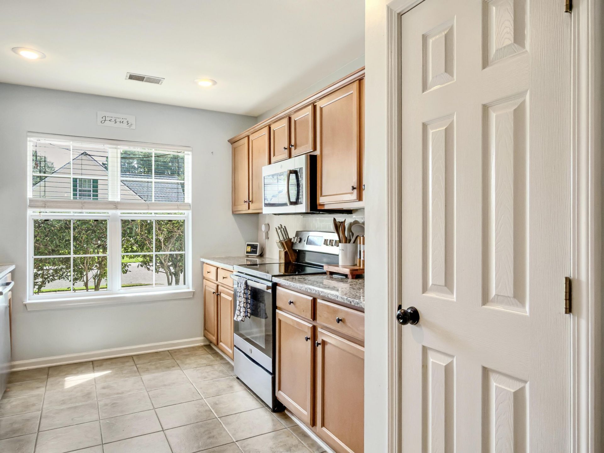 1137 Peninsula Cove Drive Photo 6
