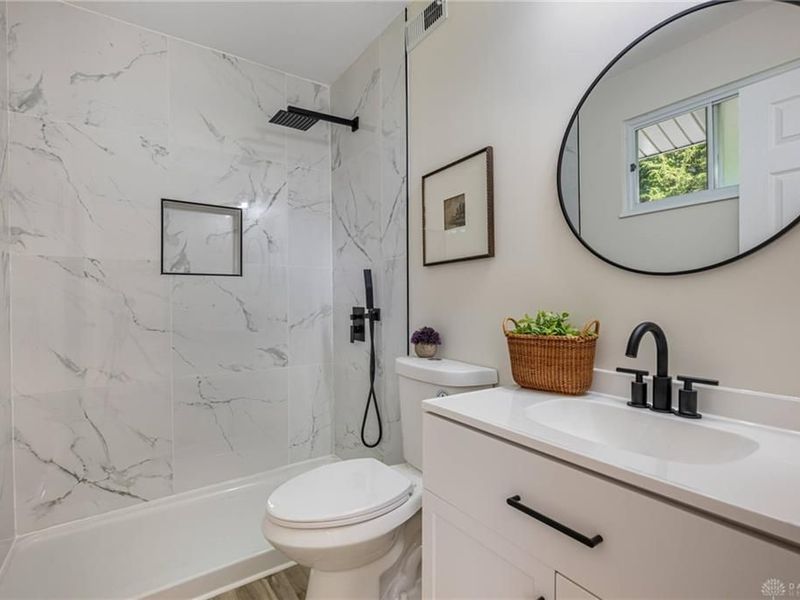 8249 Lakenoll Court, West Chester Township, OH 45069 Photo 15
