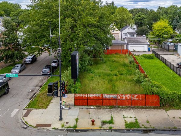 4948 S Ashland Avenue , Chicago, IL 60609