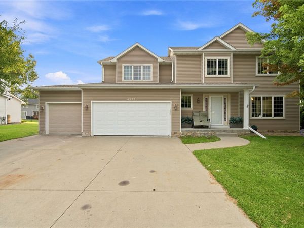4322 127th Street, Urbandale, IA 50323