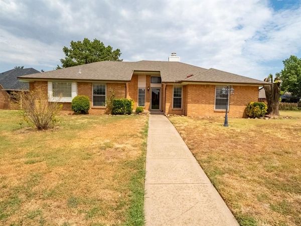 3201 Creekwood Court, Norman, OK 73072