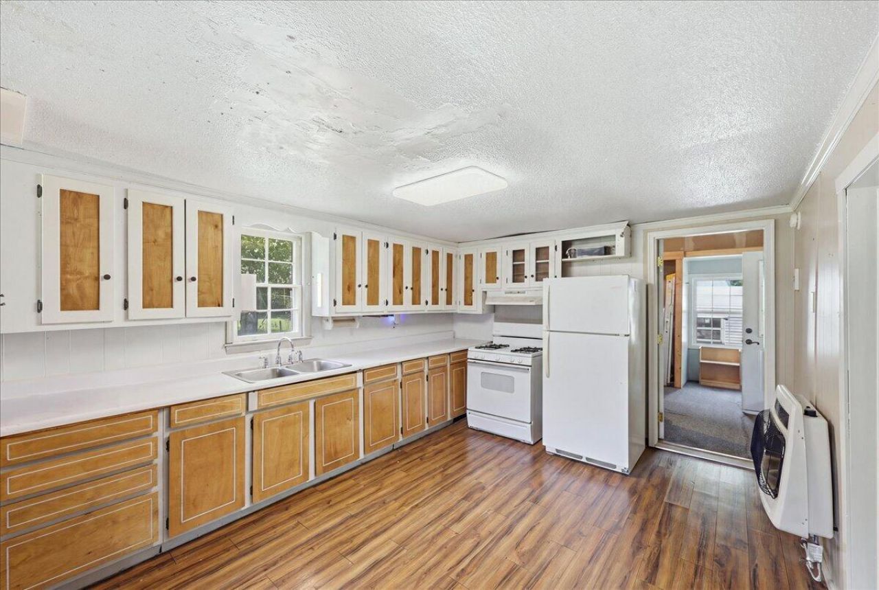 587 Beidler Forest Road Photo 16