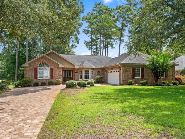 3111 Hermitage Dr. , Little River, SC 29566