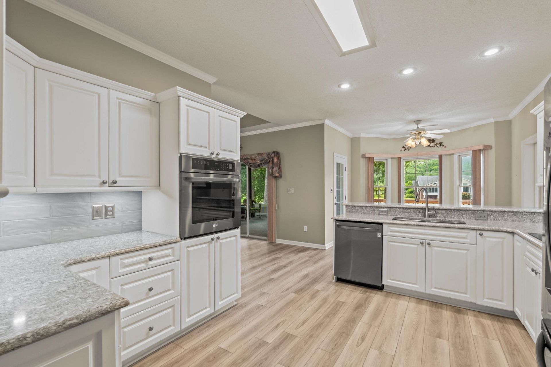 3111 Hermitage Dr. Photo 17