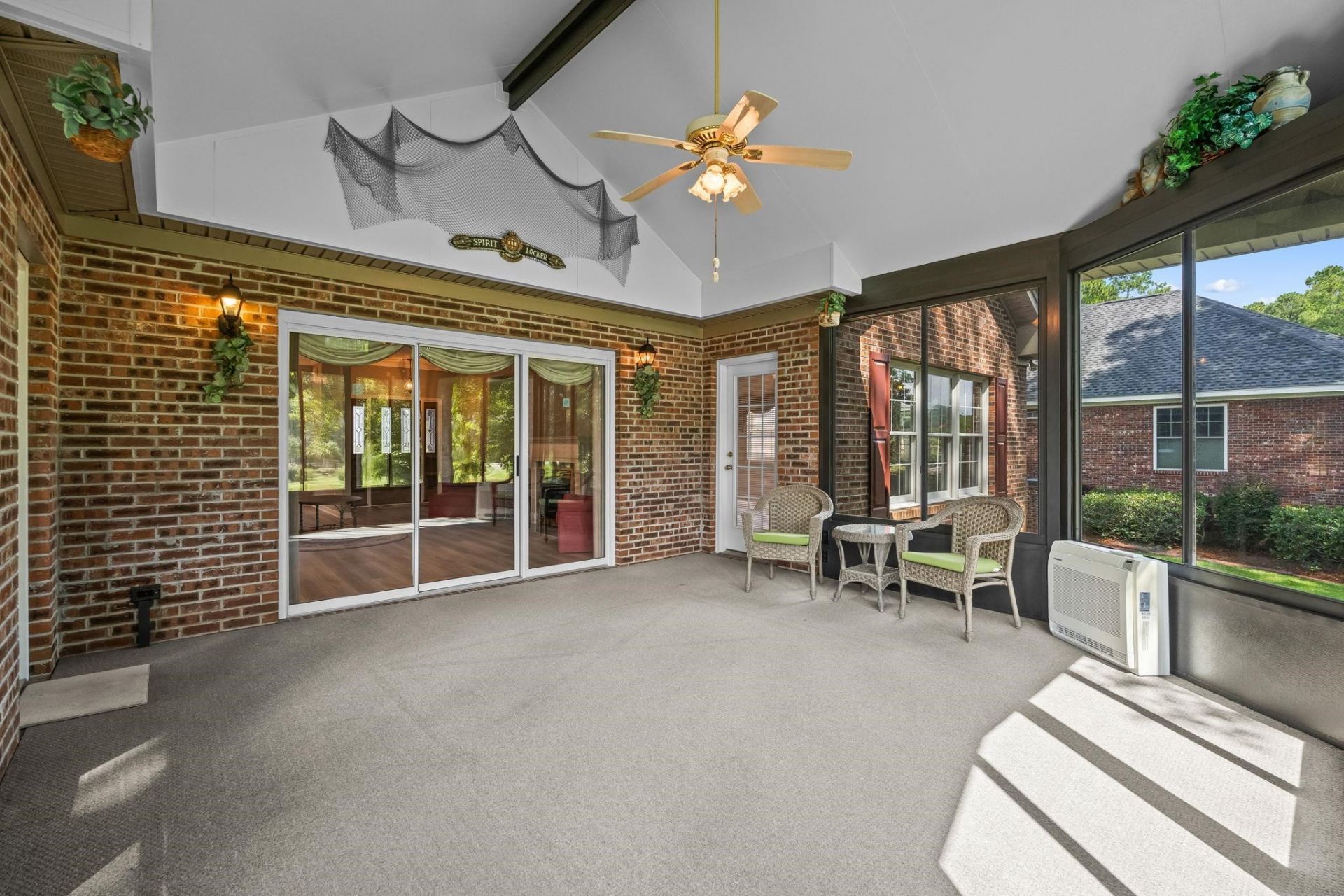 3111 Hermitage Dr. Photo 44