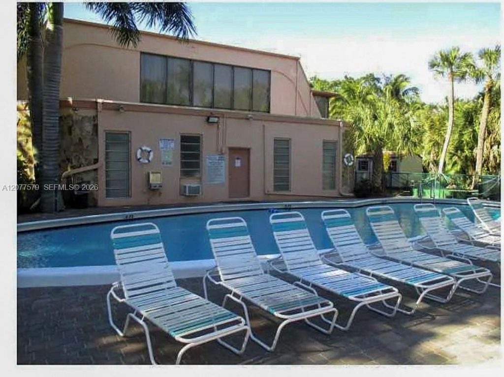 1445 Atlantic Shores Blvd, Unit 604, Hallandale Beach, FL 33009 Photo