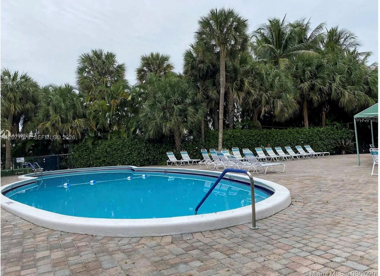 1445 Atlantic Shores Blvd, Unit 604, Hallandale Beach, FL 33009 Photo