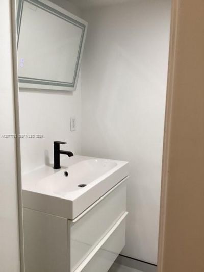 1501 NE 191st St , Unit C212, Miami, FL 33179 Photo